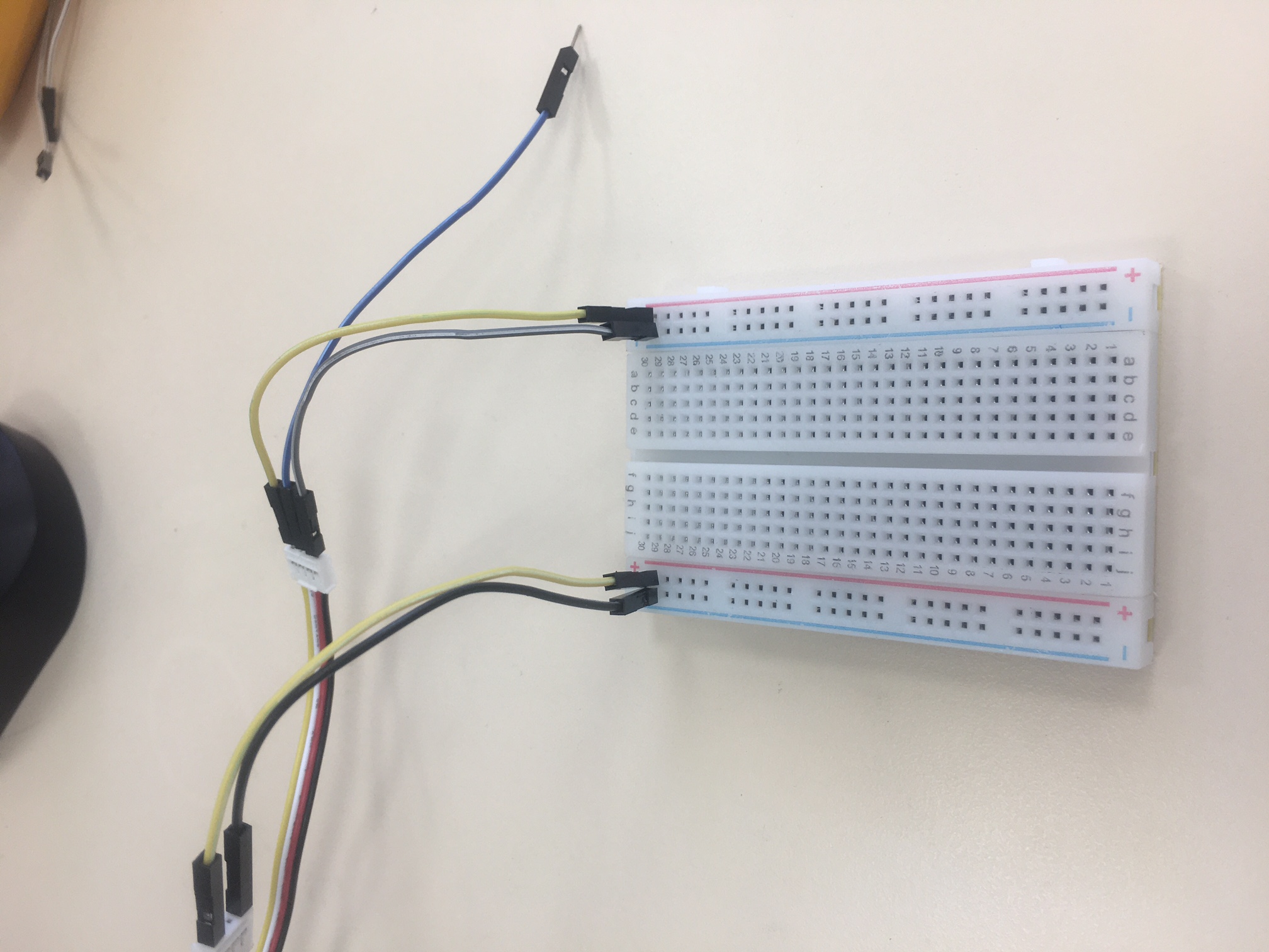 connection carte microbit sur breadboard